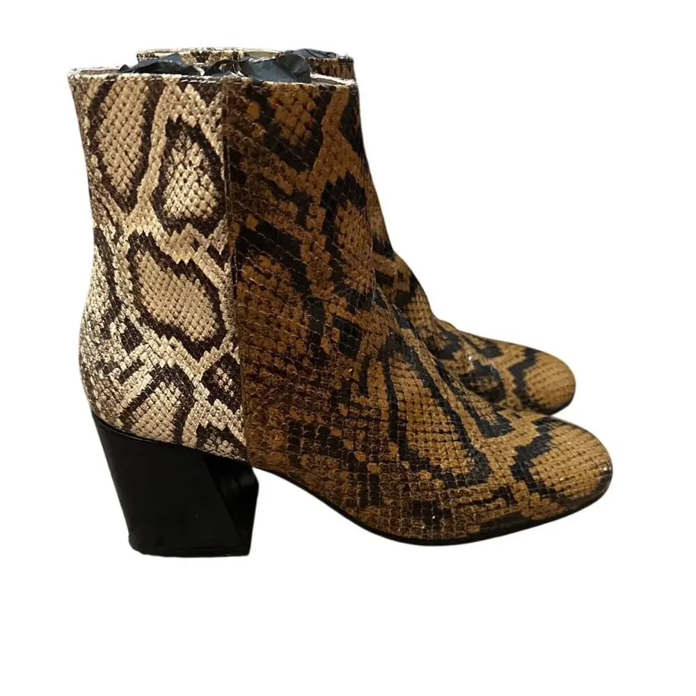 Freda Salvador Charm Leather Block Heel Ankle Boots Size 5.5